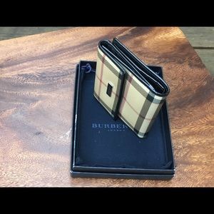 Burberry Womens’ Nova Check Compact Wallet